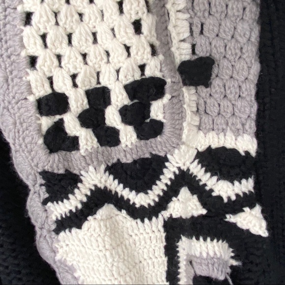 EUC Laetitia asymmetrical fringe patch cardigan - Picture 6 of 6